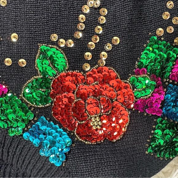 Vibrant vintage Black Sweater with Floral Embellishments - Picture 4 of 7